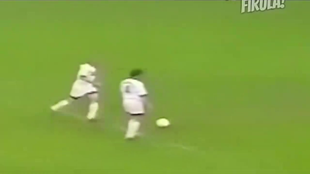 統(tǒng)治級的賽場表現感受外星人羅納爾多的華麗足球